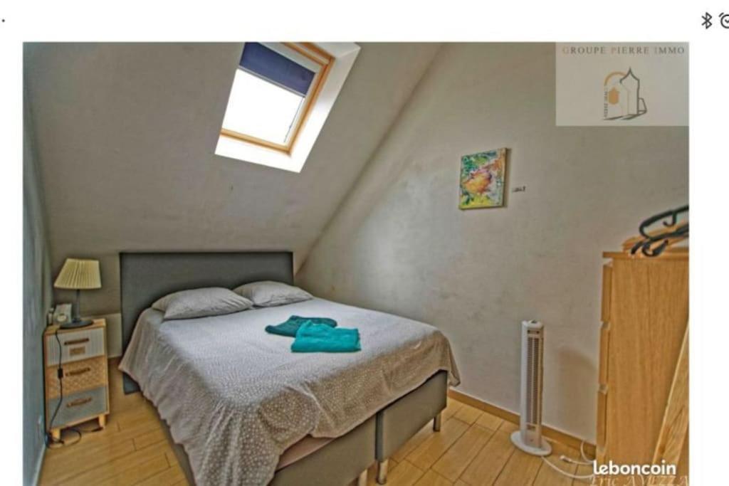 Orléans Appartement avec Parking Exterior foto
